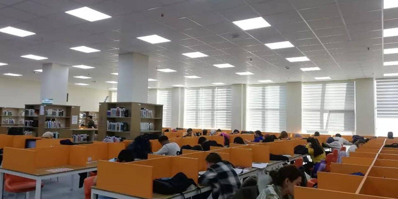 İl Halk Kütüphanesinde tarihi rekor