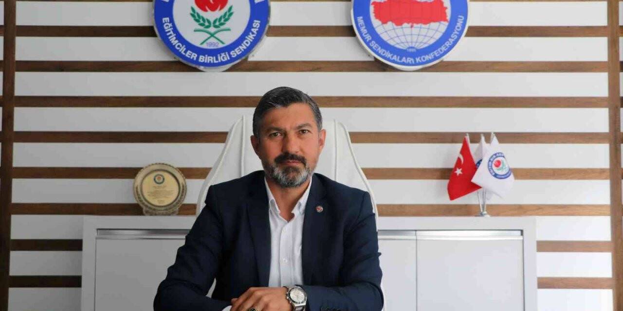 Uçak: “Gelecek için eğitim, eğitim için öğretmen vazgeçilmezdir”