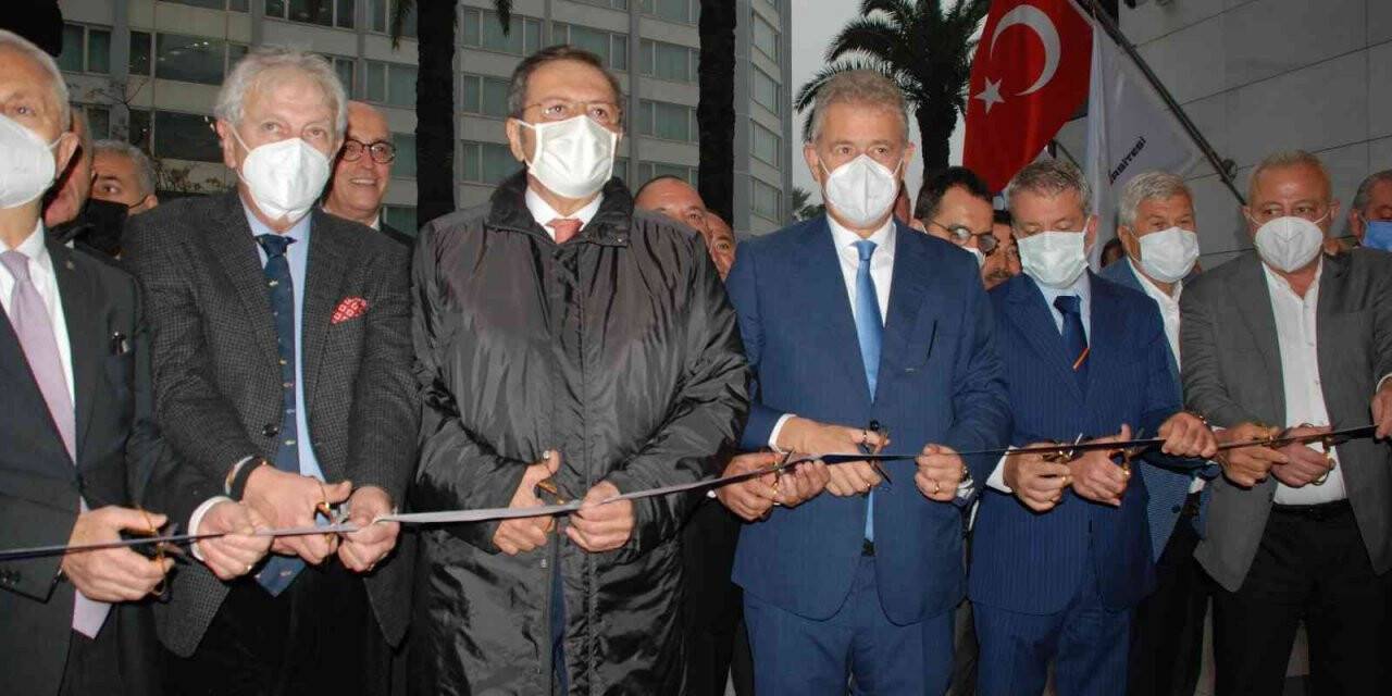 İZTO’dan dijitalleşmede atağı: “Gezici Dijital Karavan”