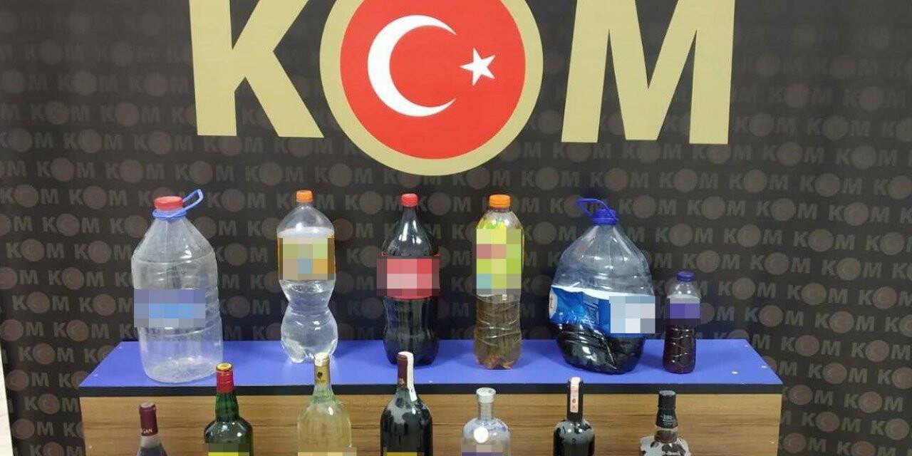 Keşan’da bir evde gümrük kaçağı ve el yapımı içki ele geçirildi