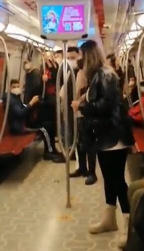 Kadıköy metrosunda dehşete düşüren görüntü
