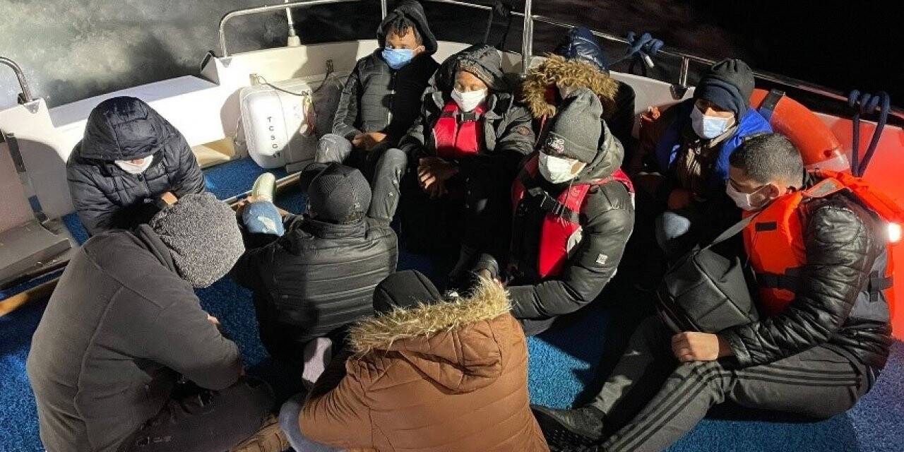 2 olayda 37 göçmen kurtarıldı