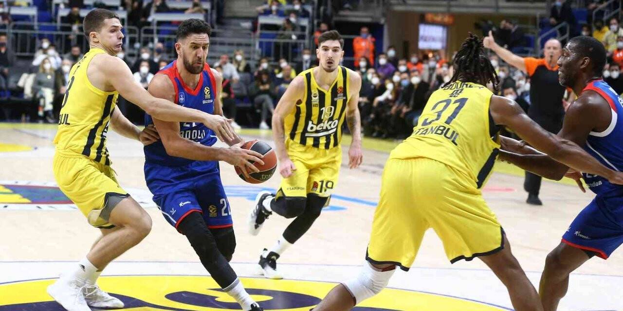 THY Euroleague’deki Türk derbisinde zafer Anadolu Efes’in