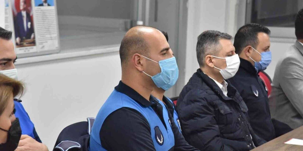 Bilecik’te zabıtalara verilen ’Diksiyon’ ve ’Güzel Konuşma’ kursu renkli görüntülere sahne oldu
