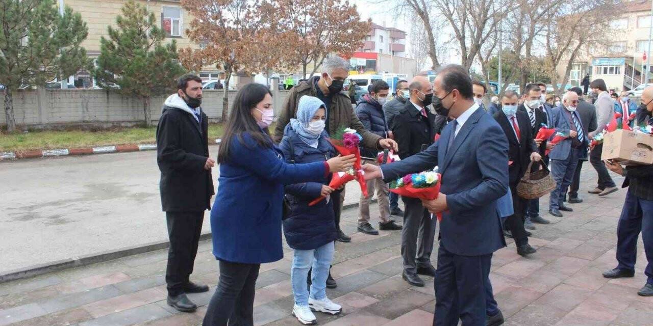 Öğretmenler Günü Tomarza’da kutlandı