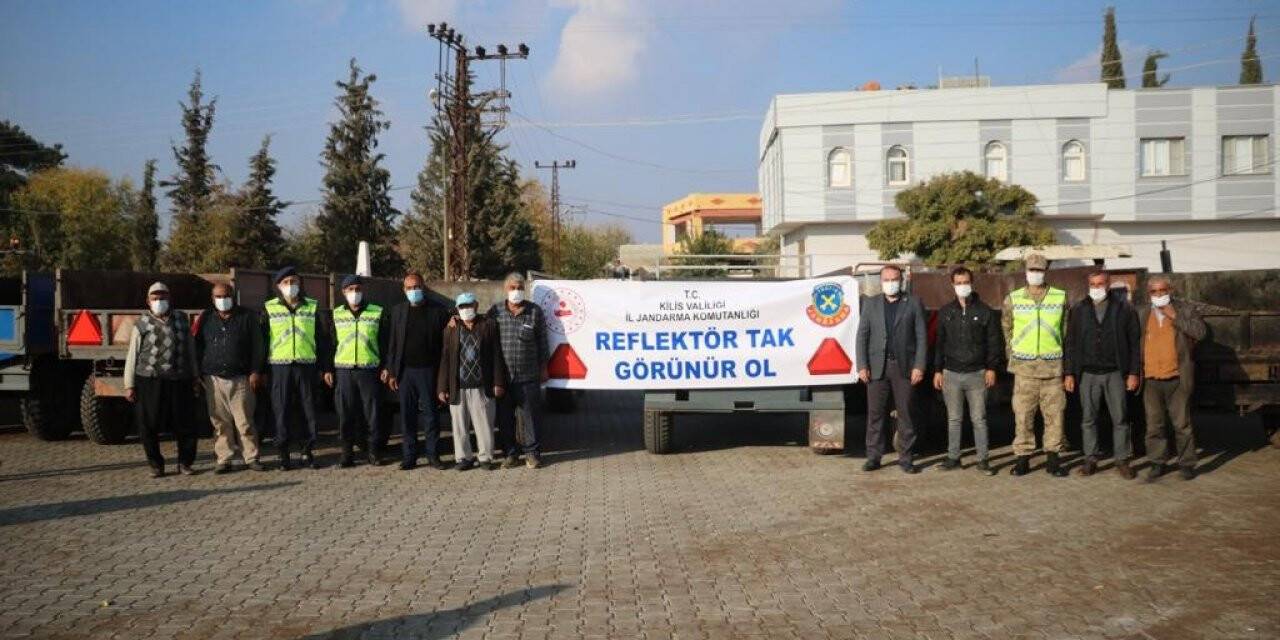 Jandarmadan "Reflektör Tak Görünür Ol" projesi