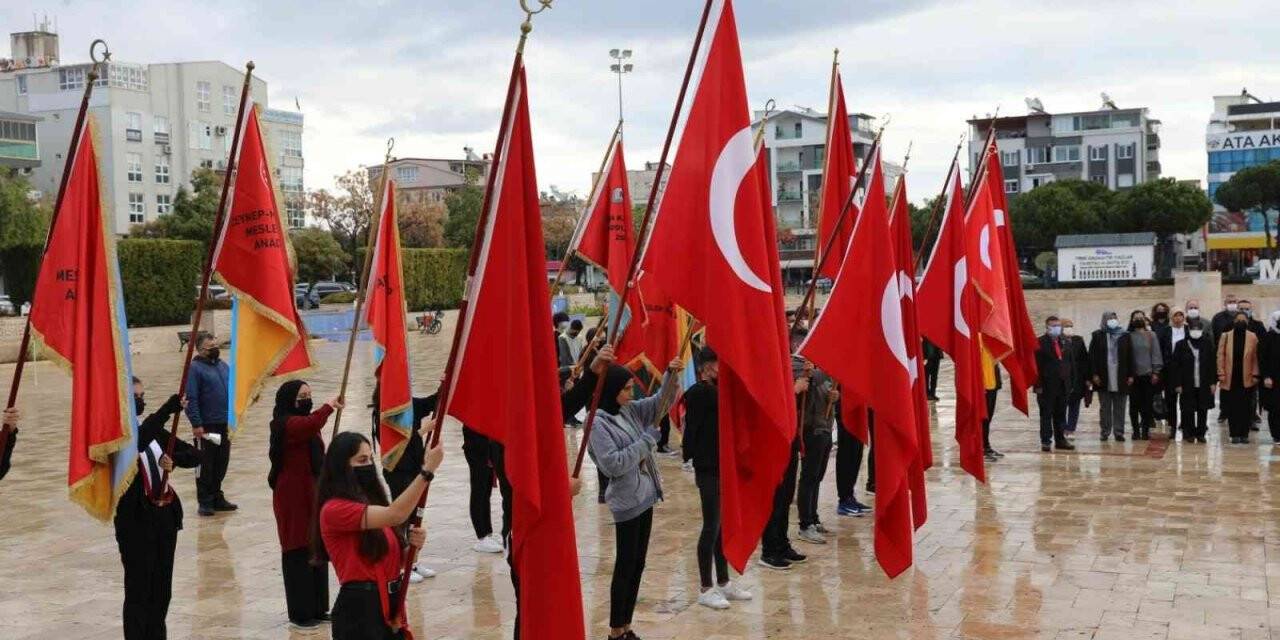 Didim’de ’24 Kasım Öğretmenler Günü’ törenle kutlandı