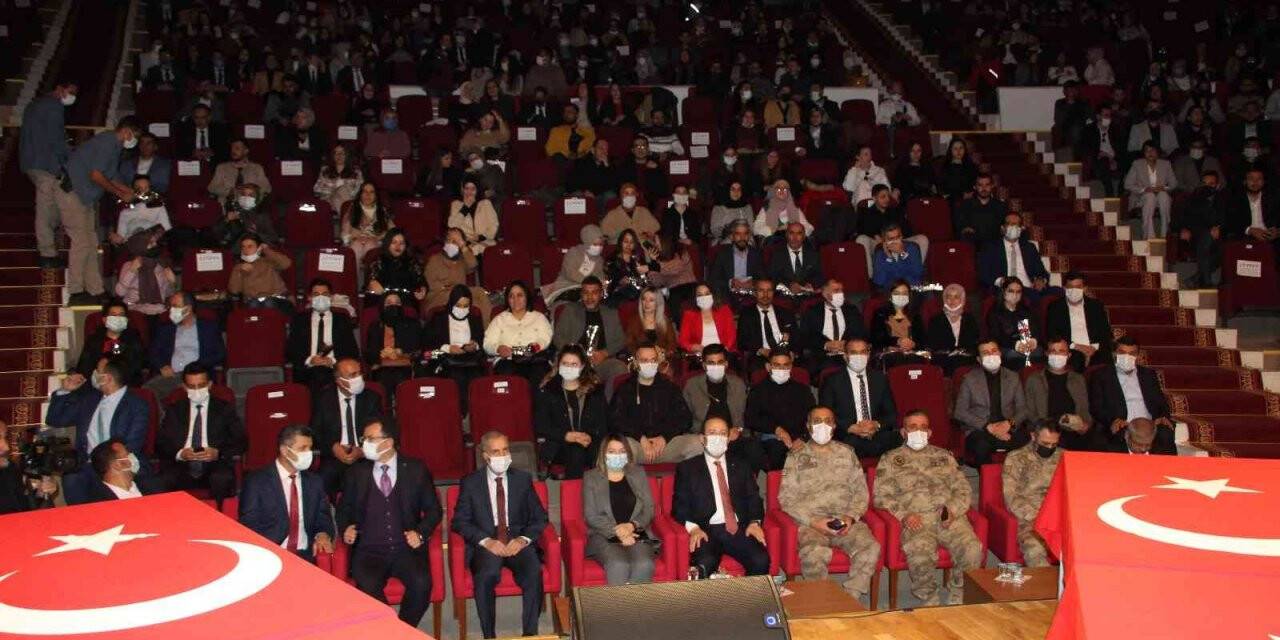 Şırnak’ta 24 Kasım Öğretmenler Günü etkinliği