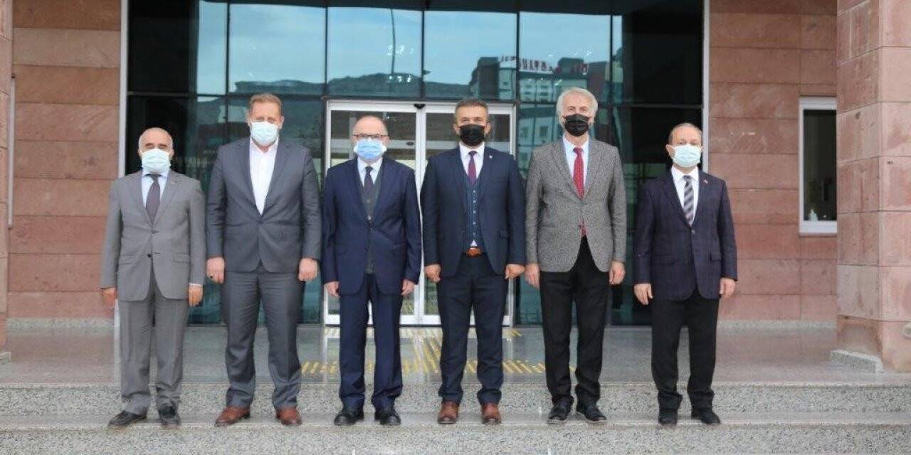 Develiler Derneği üniversite ziyaretlerine devam ediyor