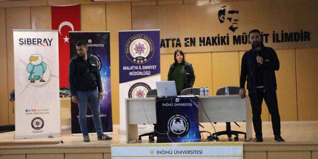 "Güvenli İnternet Kullanımı ve Siber Zorbalıklar" konferansı