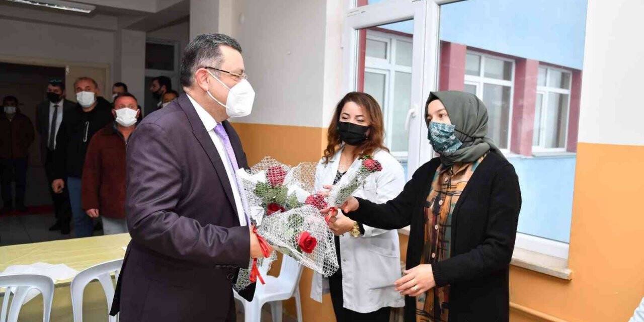 Başkan Genç, öğretmenlerin mutluluğuna ortak oldu