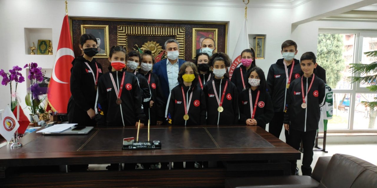 Seydişehir Belediyesi Spor Kulübü sporcuları Başkan Tutal'ı ziyaret etti