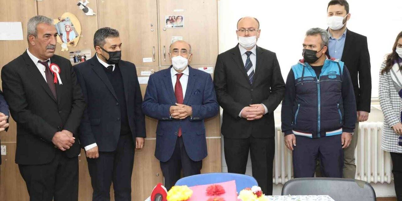Gaziantep’te öğretmenler unutulmadı