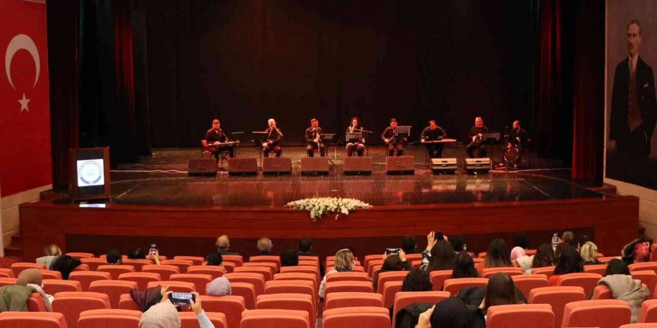 ESOGÜ Eğitim Fakültesi’nde Öğretmenler Günü etkinliği