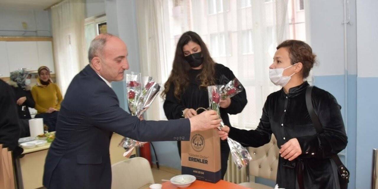Başkan Kılıç’tan Öğretmenler Günü ziyareti