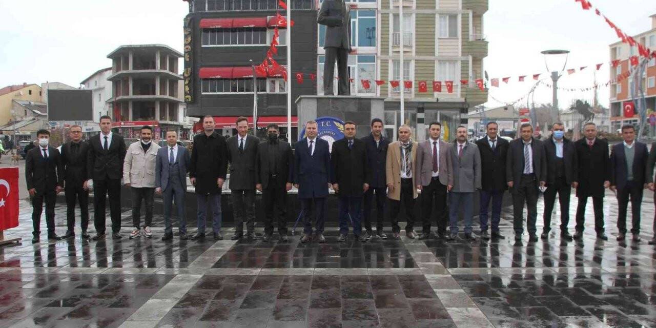 Malazgirt’te 24 Kasım Öğretmenler Günü kutlandı