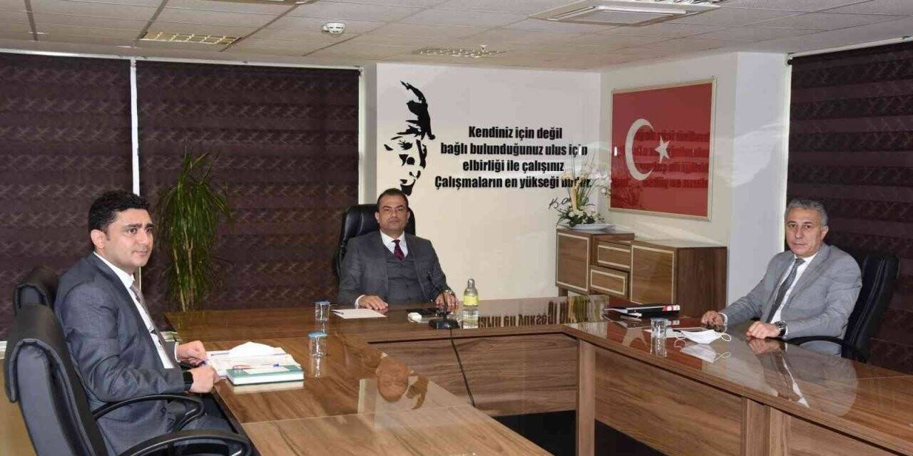 Aslay, Su ve Kanalizasyon İdareleri Komisyon Toplantısına katıldı