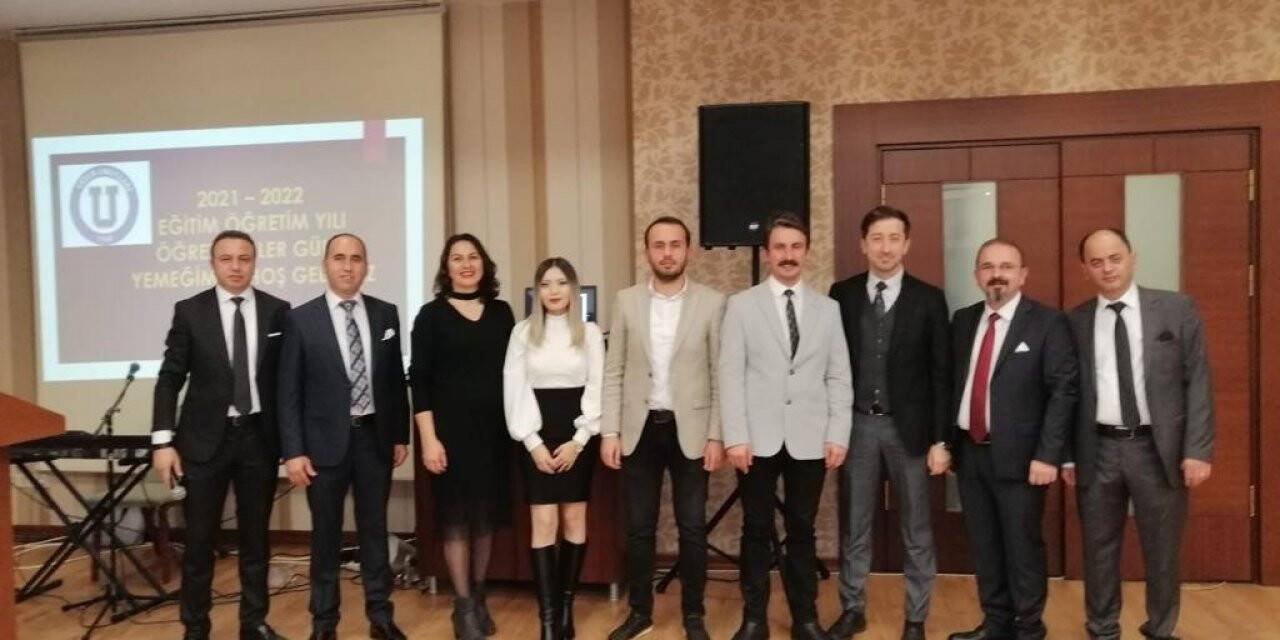 Düzce Uğur Anadolu ve Fen Lisesi geleneği bozmadı