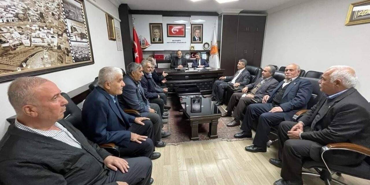 Muhtarlar AK Parti’nin başkanlarıyla bir araya geldi