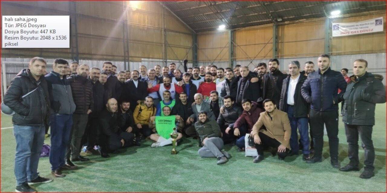 Van SMMMO kupasını Gençlikspor aldı