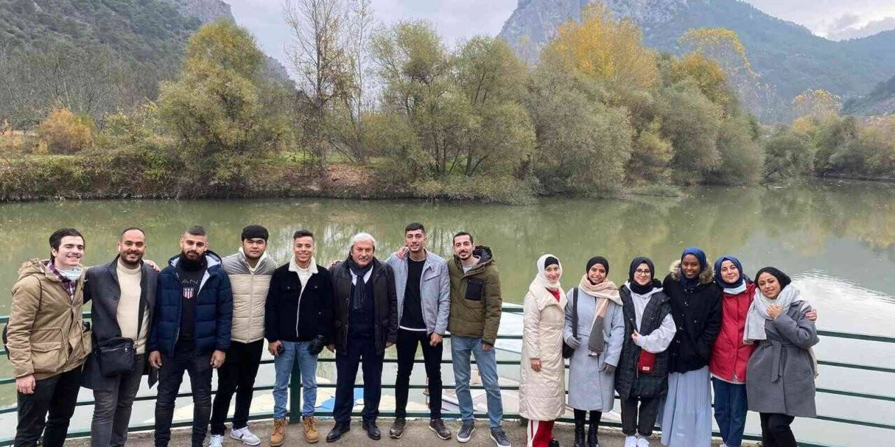 Osmaneli dünyanın farklı ülkelerinden misafirlerini ağırladı