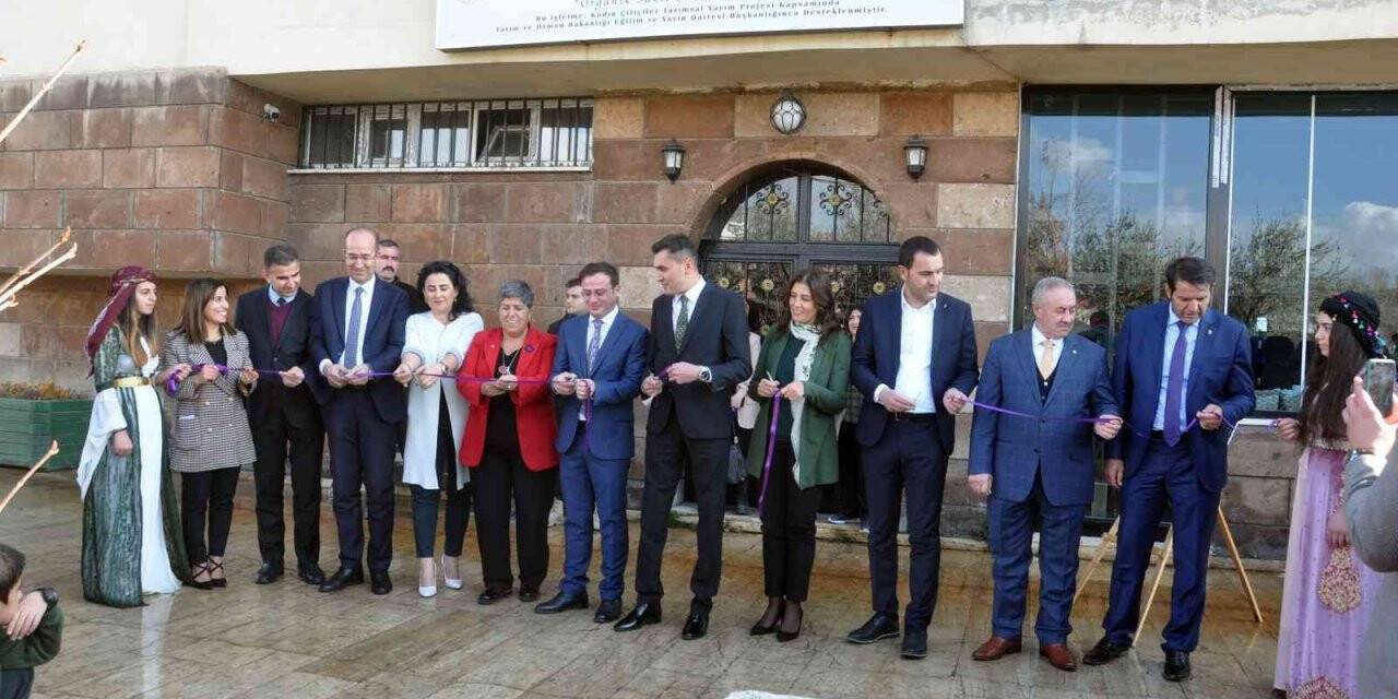 Yüksekova’da ‘‘Demeter Organik Tarım Evi Tarımsal Kalkınma Kadın Kooperatifi’ açıldı
