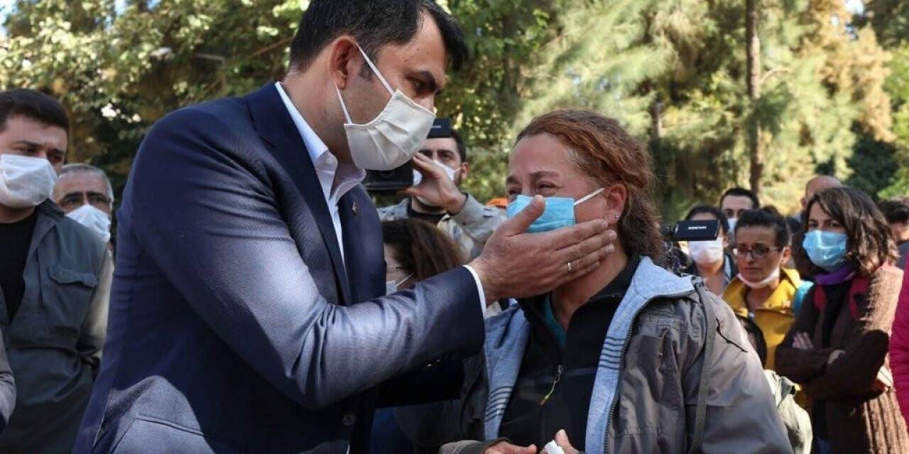 İzmir’de depremin yaraları sarılıyor: Bakan Kurum’dan törene davet