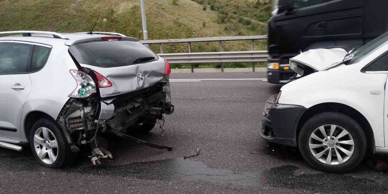 Kuzey Marmara Otoyolu’nda kaza: 2 yaralı