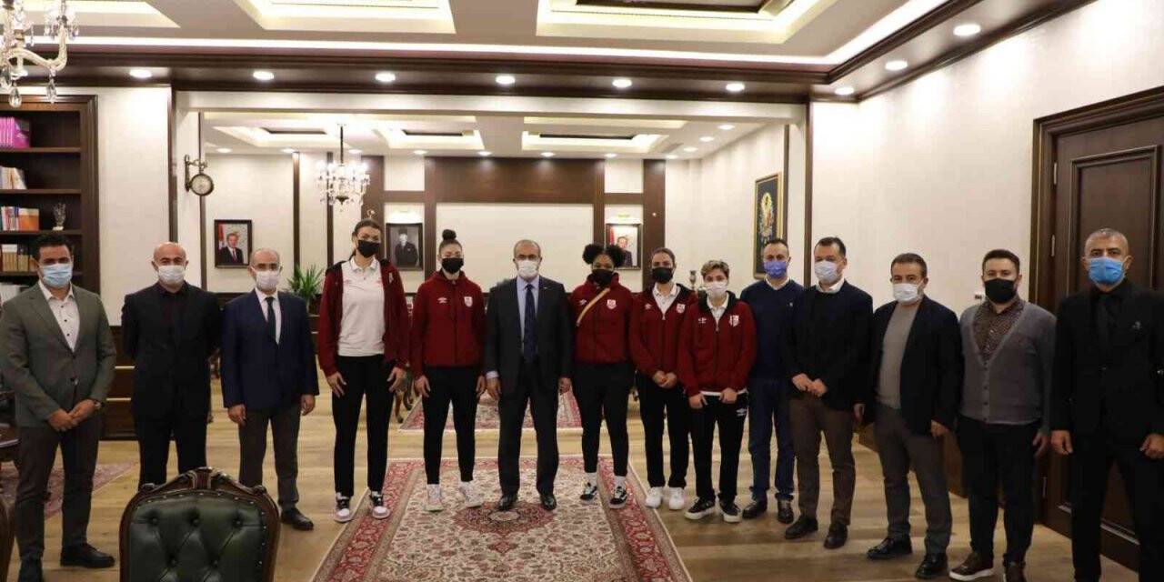 Elazığ İl Özel İdare’den Vali Toraman’a ziyaret