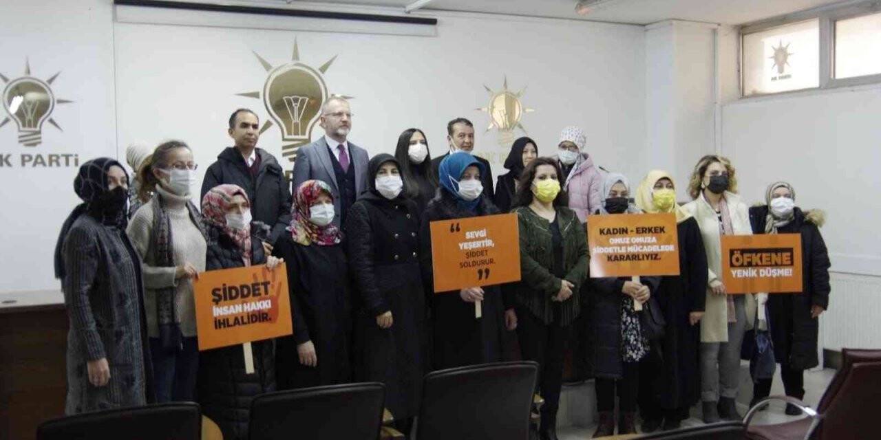 Başkan Melek Mankan: "Kadına şiddet, insanlığa ihanettir"