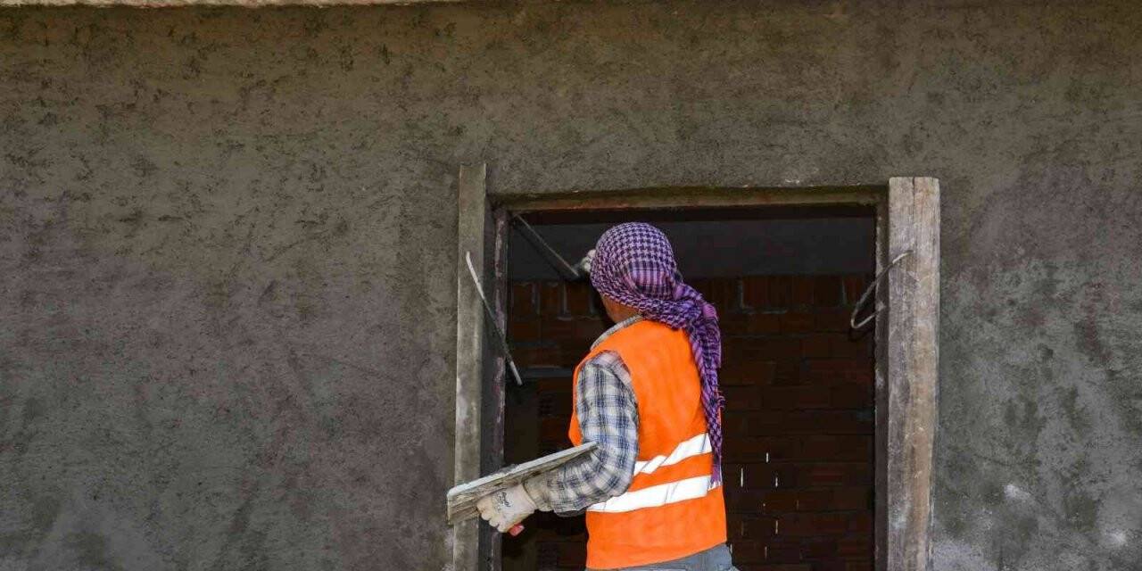 Bölge gençleri için cazibe merkezi olacak kampın yapımı başladı
