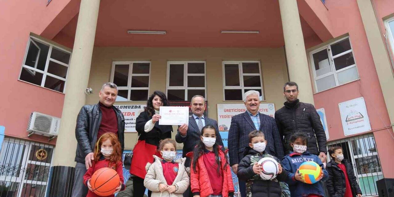 Çevreyi korudular, hediyeleri kazandılar