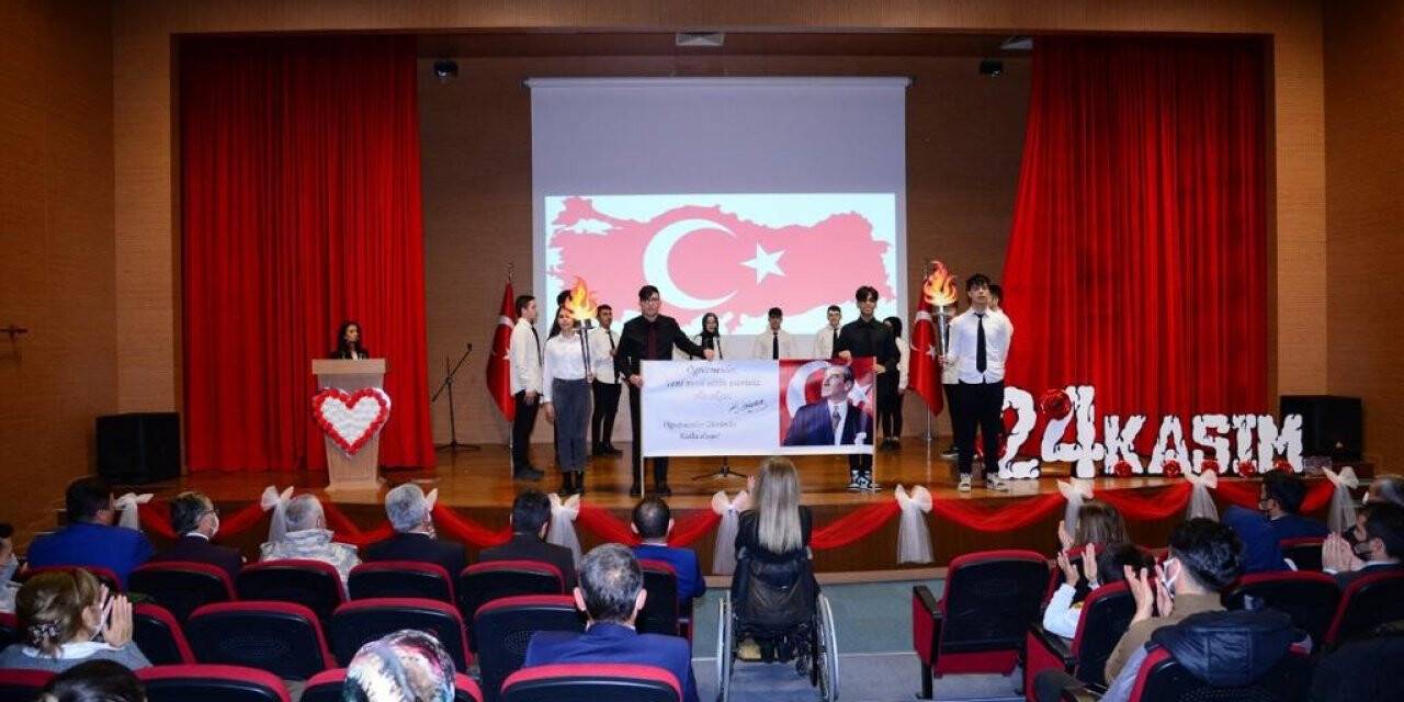 Öğretmen başkandan meslektaşları onuruna akşam yemeği