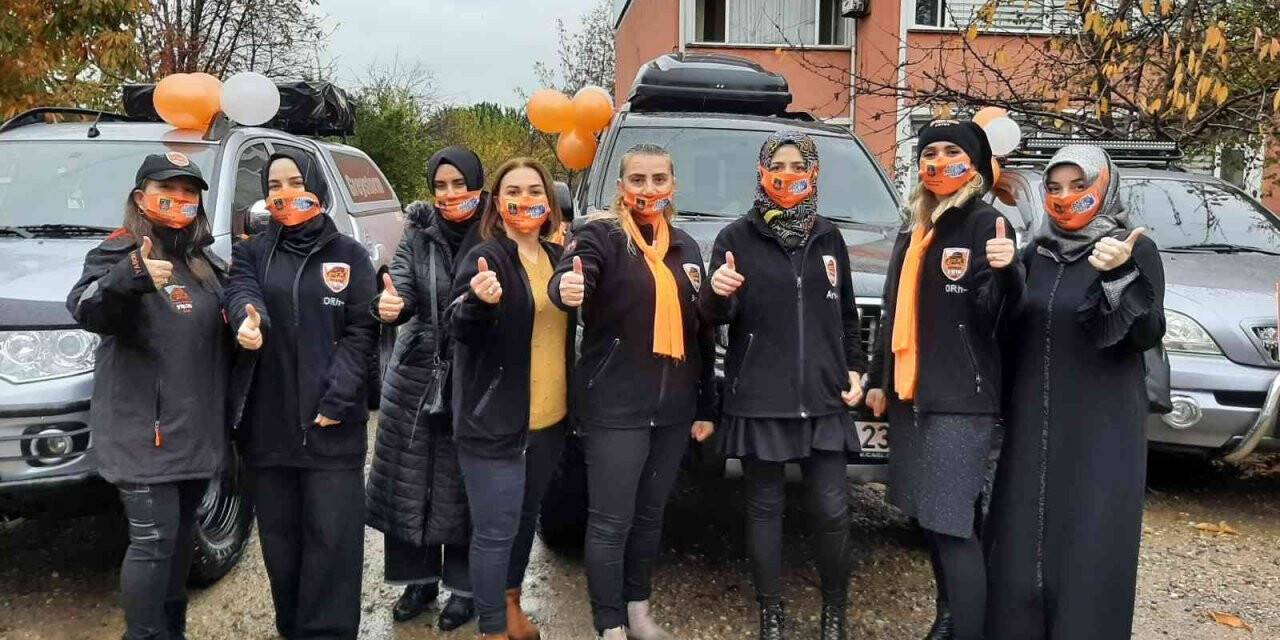 Kadın sürücüler şiddete hayır demek için off-road konvoyu düzenledi