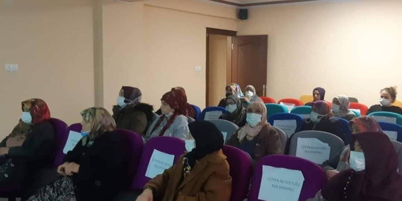 Şuhut’ta ’Bilişim Suçları ve Cinsel İstismar’ semineri