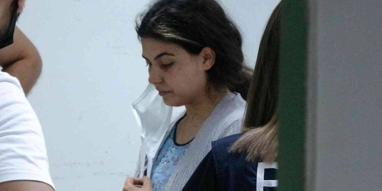 Özel harekat polisi eşini öldüren kadının yargılanmasına başlandı
