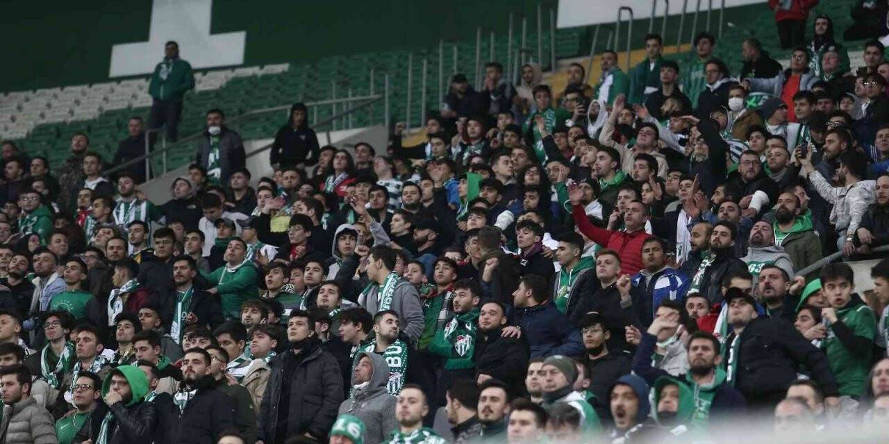 Bursaspor’a hem para hem bloke cezası