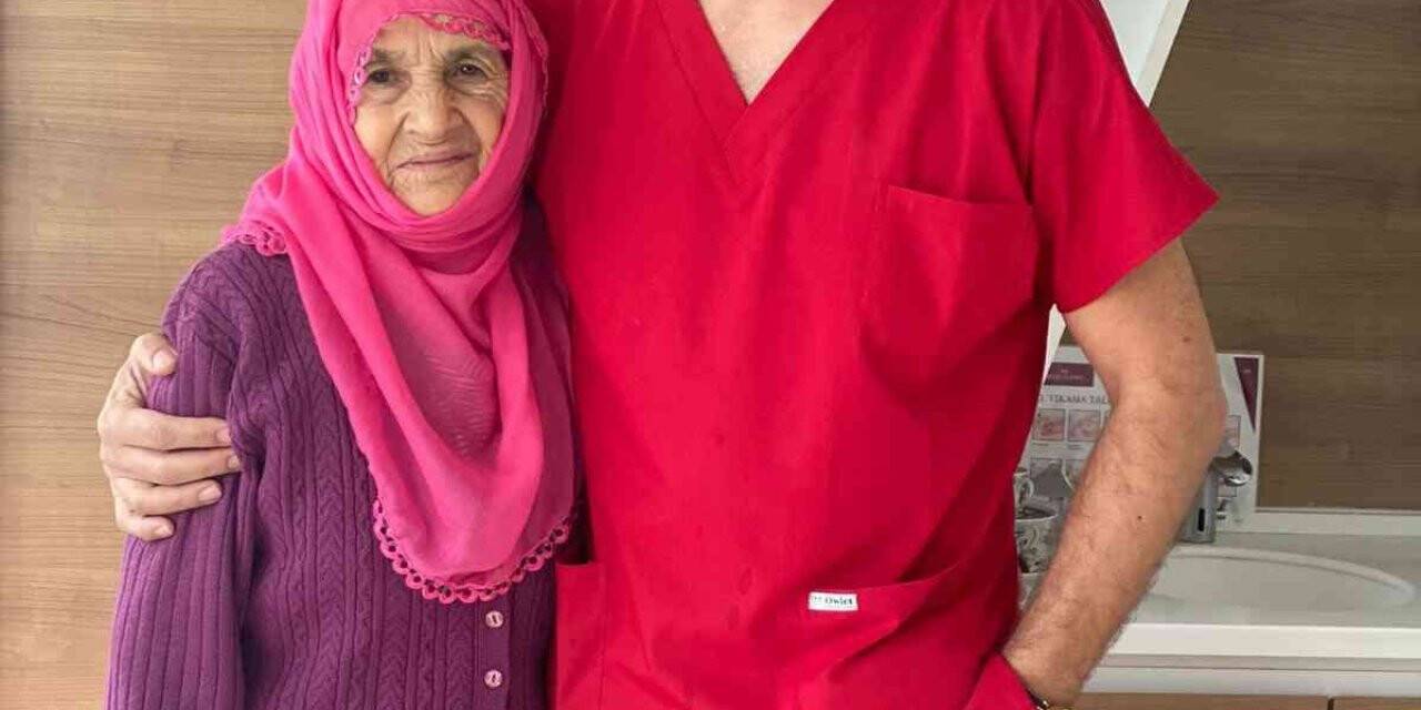 Şah damarı tıkalı olan geçici felçli hasta 2 günde ayağa kalktı