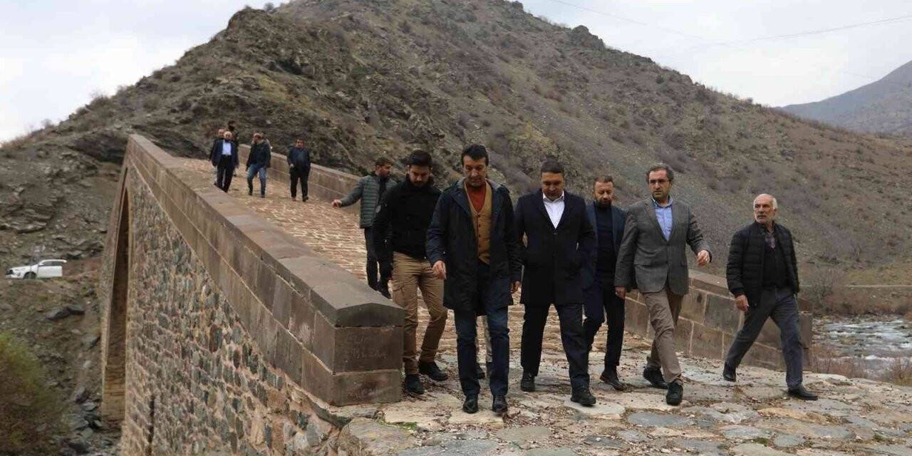 Genel Sekreter Çelikel, Çatak ilçesindeki yatırımları inceledi