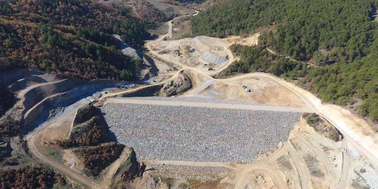 Kütahya Pazarlar Orhanlar Barajı’nda çalışmalar aralıksız devam ediyor