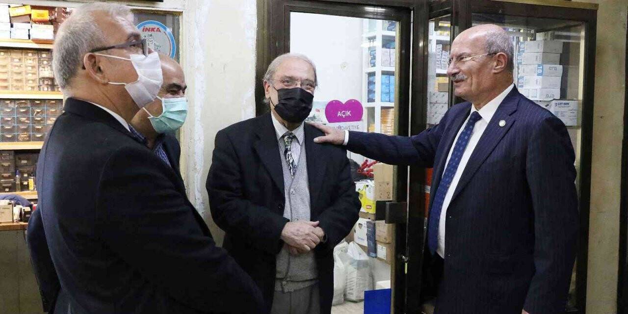 ATO Başkanı Baran, Posta Caddesi’ndeki işletmeleri ziyaret etti