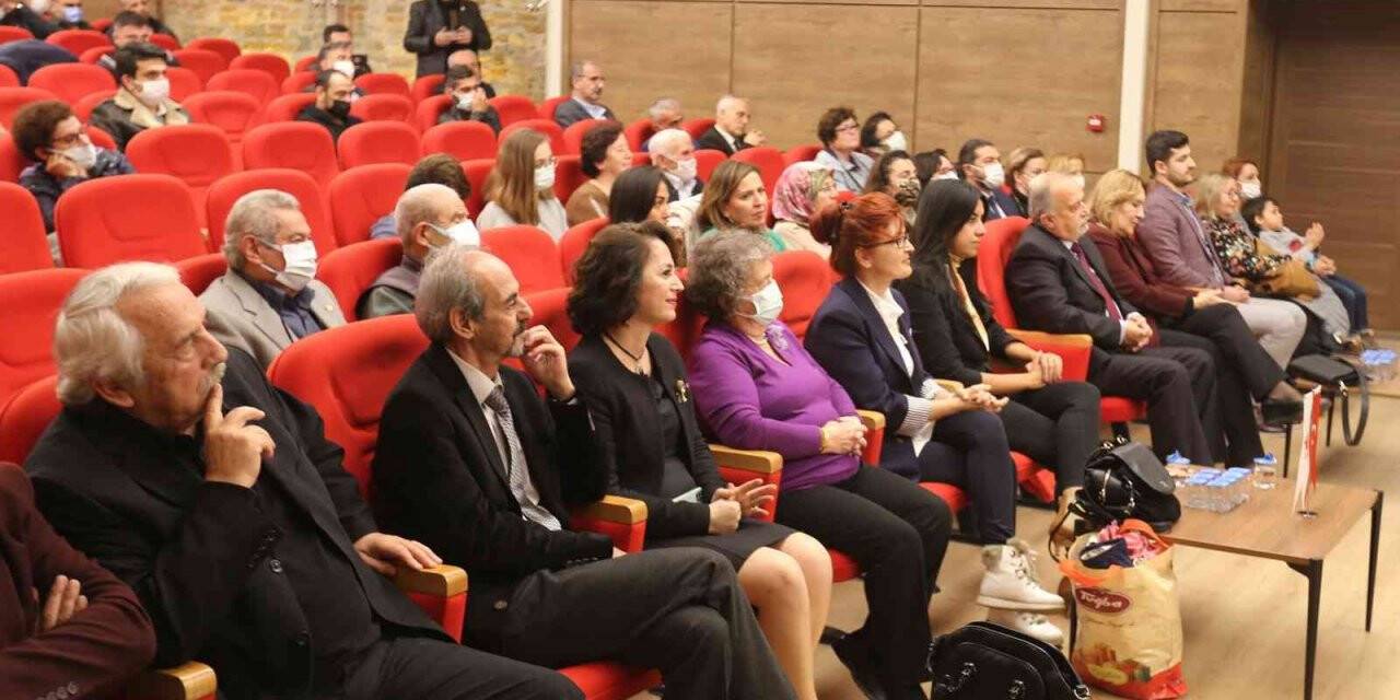 Kadın öykülerinin kazananları ödüllerine kavuştu