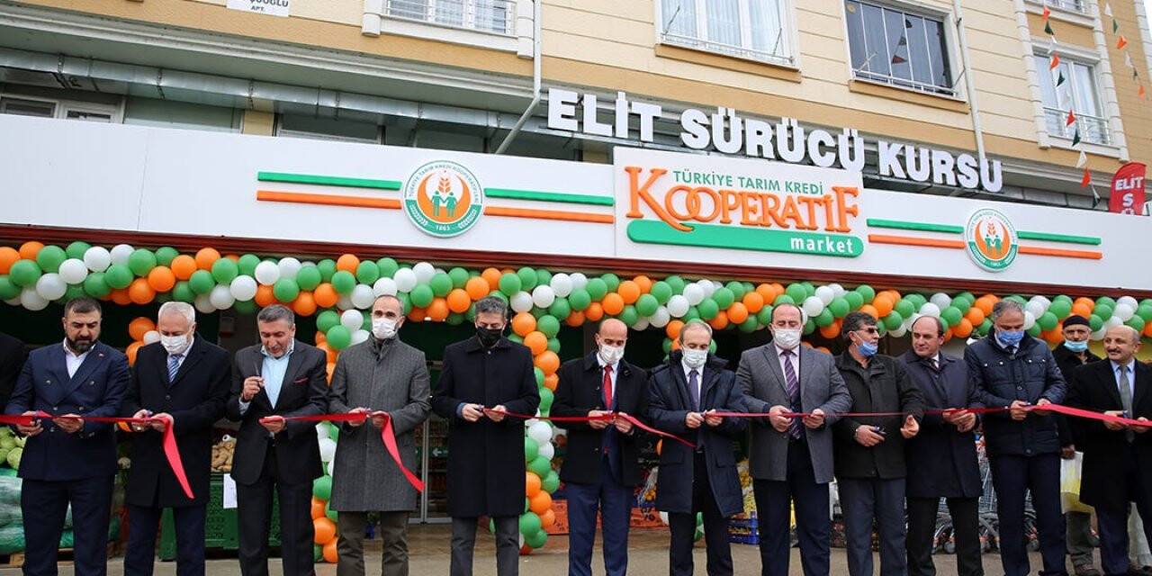 Tarım Kredi Kooperatif marketlerinin 571. şubesi Bayburt’ta açıldı