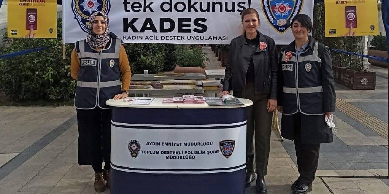 Polis ekipleri kadına şiddete dikkat çekerek KADES uygulamasını tanıttı