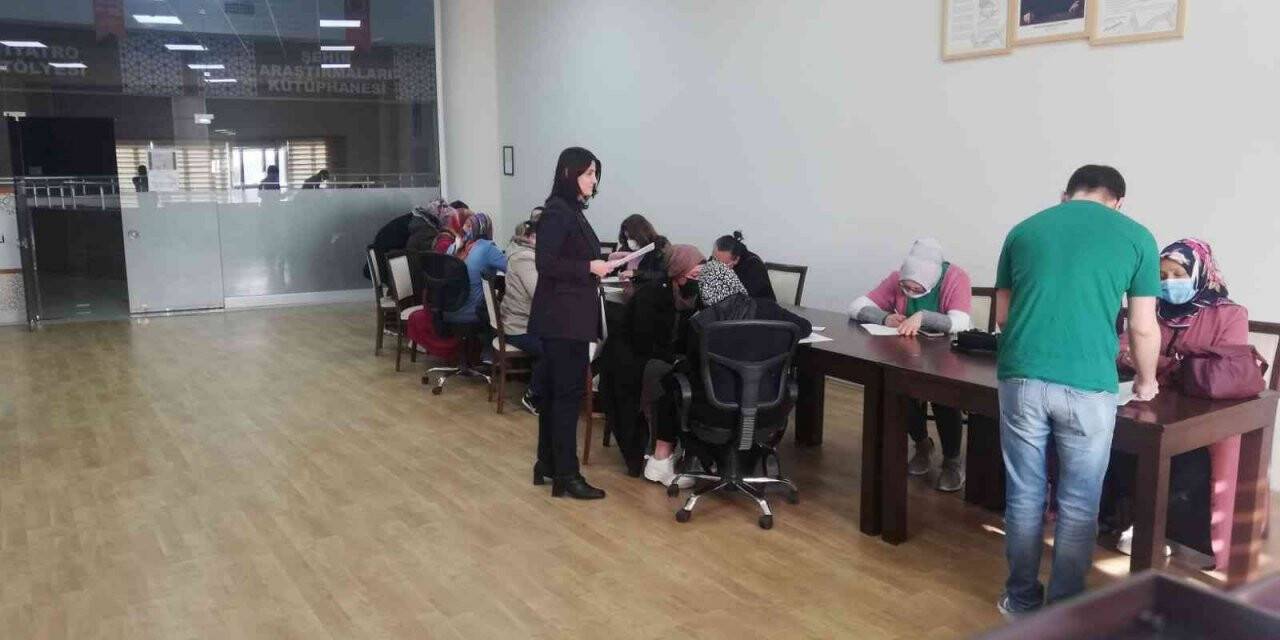 Pursaklar Belediyesi istihdama ön ayak oluyor