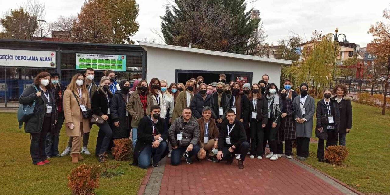 Erasmus öğrencilerine geri dönüşüm anlatıldı