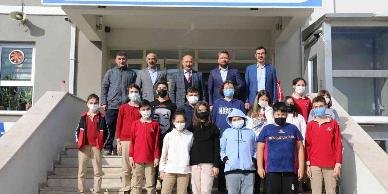 Müdür Başyiğit’ten öğrencilere: ”Yılmadan, pes etmeden çalışarak başarıya ulaşmalısınız”