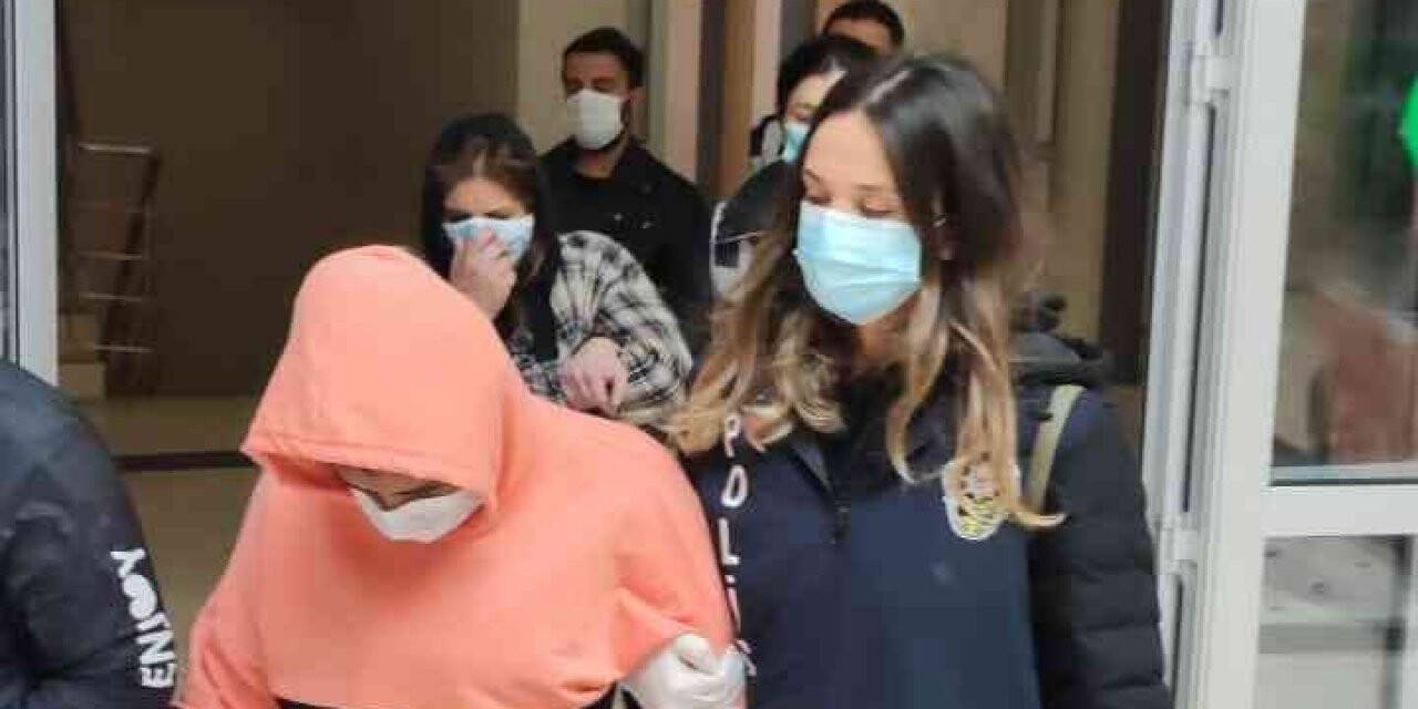 Sürücüleri ‘yolda kaldım’ gibi bahanelerle durdurup eşyalarını çalan 3 kadın tutuklandı