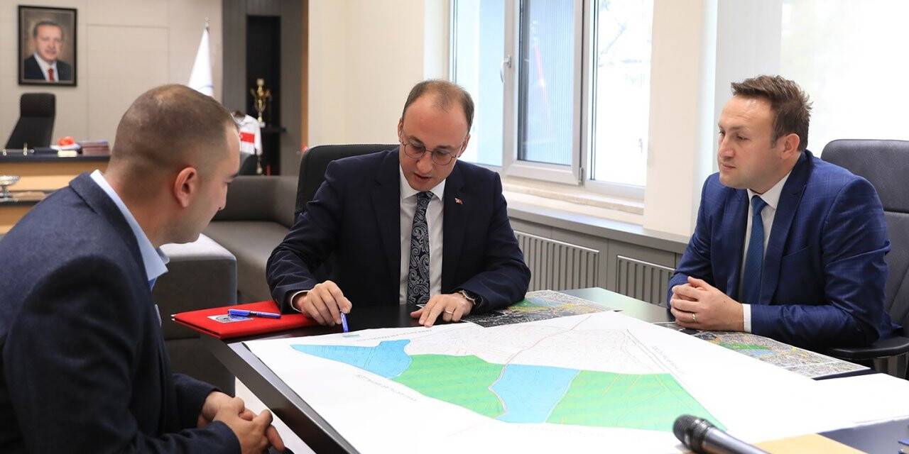 Pamukkale’de Denizli tarihinin en büyük yol ihalelerinden birine imza atıldı