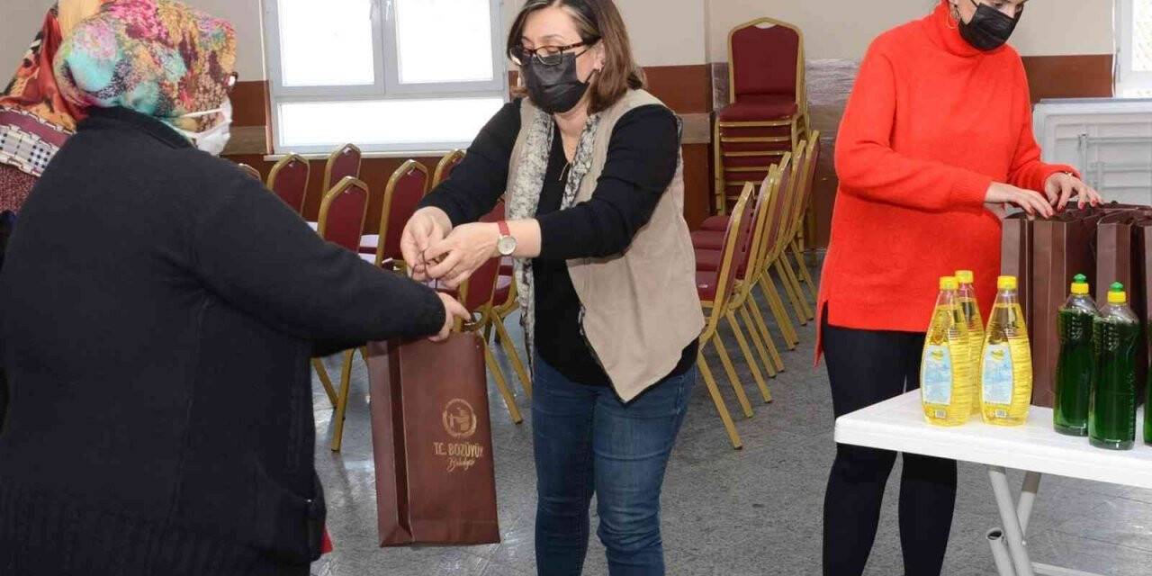 Ev hanımlarına yangın ve geri dönüşüm semineri